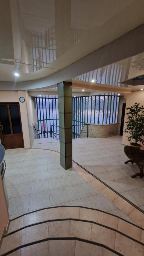 Polo Hotel Yerevan Ngoại thất bức ảnh